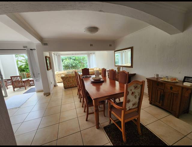 3 BEDROOM TOWNHOUSE FOR SALE IN LA LUCIA